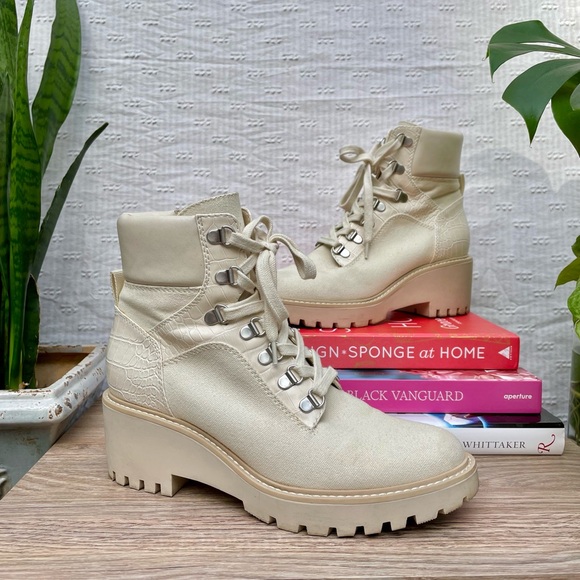 ✨DOLCE VITA✨ White Combat Boots - Picture 7 of 7